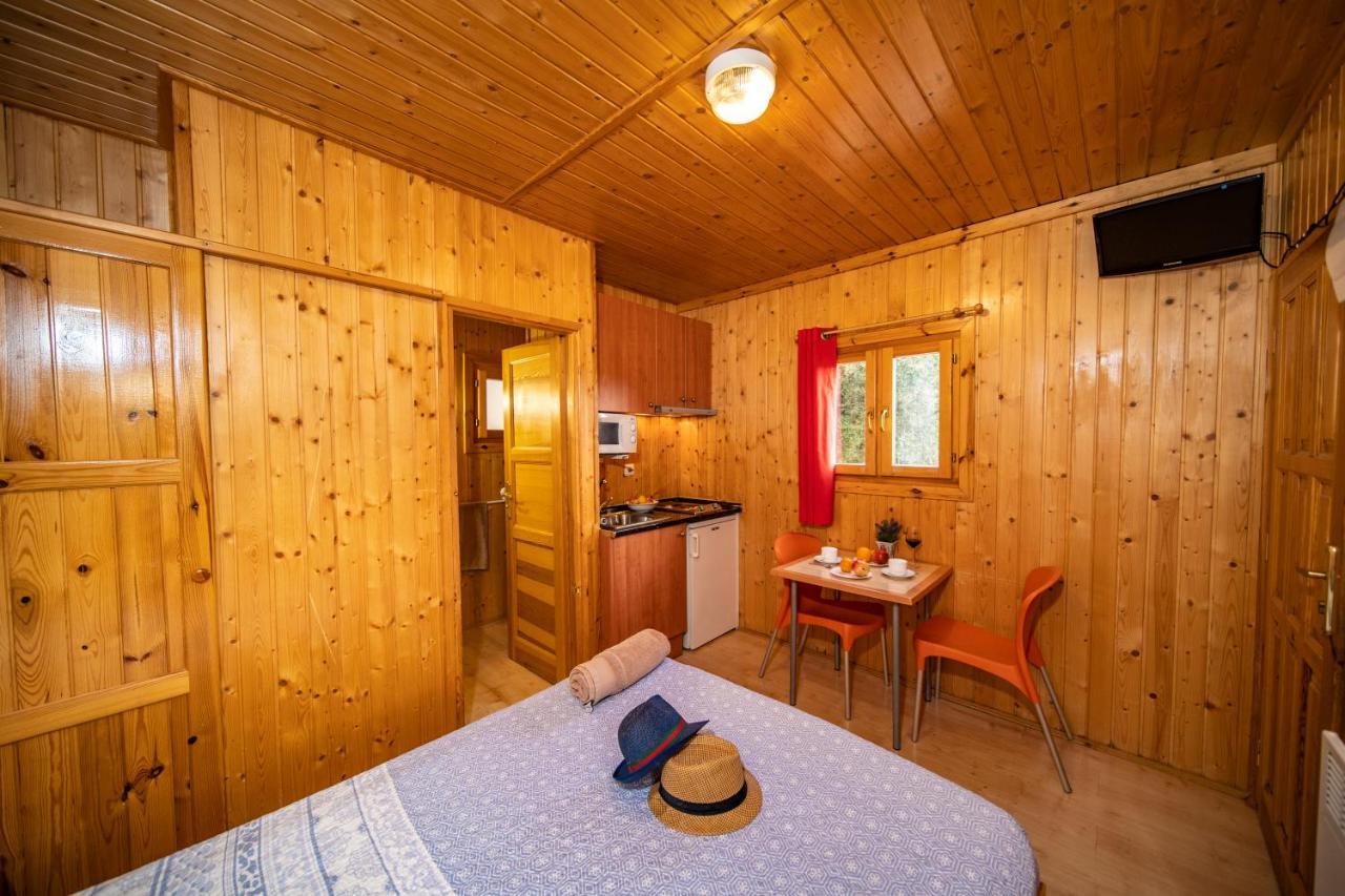 Camping Bungalow Serra De Prades Resort Vilanova de Prades Exterior photo