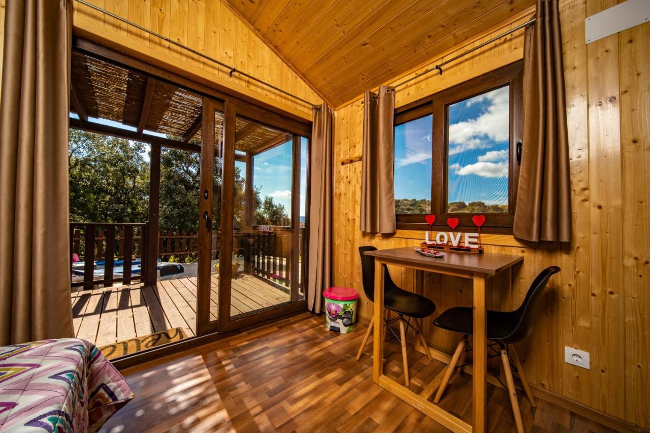 Camping Bungalow Serra De Prades Resort Vilanova de Prades Exterior photo