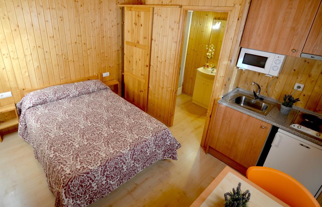 Camping Bungalow Serra De Prades Resort Vilanova de Prades Exterior photo